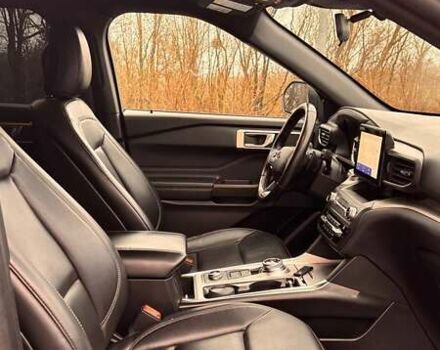 Черный Форд Эксплорер, объемом двигателя 2.26 л и пробегом 129 тыс. км за 25500 $, фото 13 на Automoto.ua