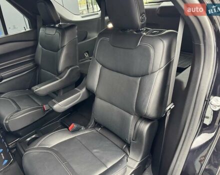 Черный Форд Эксплорер, объемом двигателя 3 л и пробегом 87 тыс. км за 35500 $, фото 4 на Automoto.ua