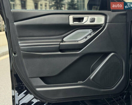 Форд Эксплорер 2020 в Киеве на Automoto.ua Черный Форд Эксплорер, объемом двигателя 2.96 л и пробегом 87 тыс. км за 32900 $, фото 73 на Automoto.ua