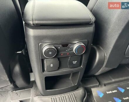 Черный Форд Эксплорер, объемом двигателя 3 л и пробегом 87 тыс. км за 35500 $, фото 31 на Automoto.ua