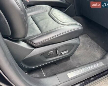 Форд Эксплорер 2020 в Киеве на Automoto.ua Черный Форд Эксплорер, объемом двигателя 3 л и пробегом 87 тыс. км за 34500 $, фото 11 на Automoto.ua