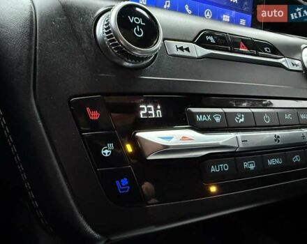 Чорний Форд Експлорер, об'ємом двигуна 3 л та пробігом 90 тис. км за 26600 $, фото 68 на Automoto.ua