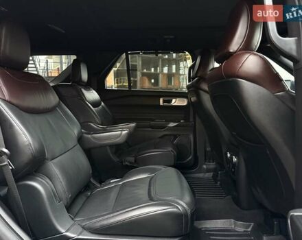 Чорний Форд Експлорер, об'ємом двигуна 3 л та пробігом 90 тис. км за 26600 $, фото 48 на Automoto.ua