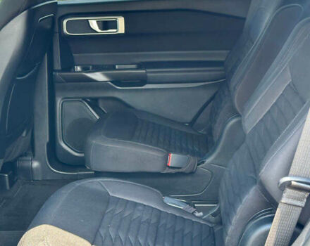 Черный Форд Эксплорер, объемом двигателя 2.26 л и пробегом 54 тыс. км за 27000 $, фото 32 на Automoto.ua