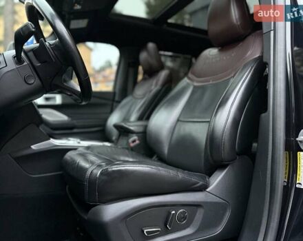 Чорний Форд Експлорер, об'ємом двигуна 3 л та пробігом 90 тис. км за 26600 $, фото 64 на Automoto.ua