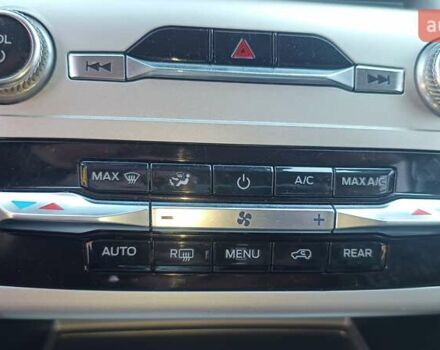 Черный Форд Эксплорер, объемом двигателя 2.26 л и пробегом 141 тыс. км за 30000 $, фото 57 на Automoto.ua