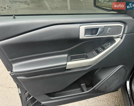 Черный Форд Эксплорер, объемом двигателя 2.26 л и пробегом 125 тыс. км за 23700 $, фото 46 на Automoto.ua