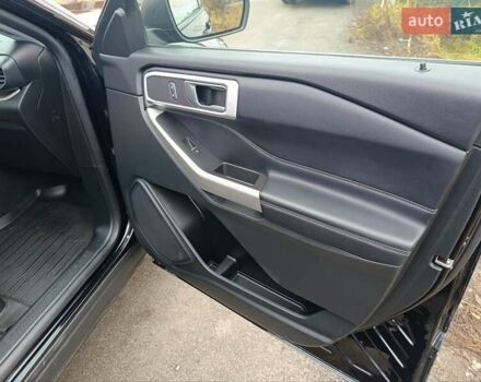 Черный Форд Эксплорер, объемом двигателя 2.26 л и пробегом 88 тыс. км за 28500 $, фото 55 на Automoto.ua