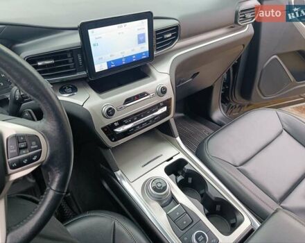 Черный Форд Эксплорер, объемом двигателя 2.26 л и пробегом 88 тыс. км за 28500 $, фото 37 на Automoto.ua