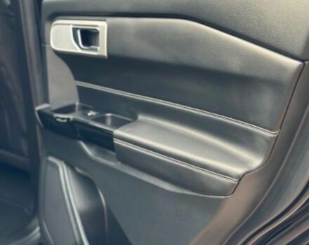 Черный Форд Эксплорер, объемом двигателя 3 л и пробегом 68 тыс. км за 17900 $, фото 17 на Automoto.ua