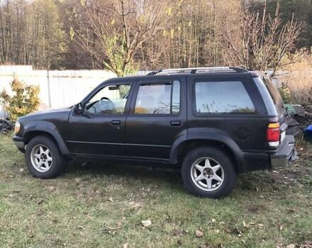 Черный Форд Эксплорер, объемом двигателя 4 л и пробегом 100 тыс. км за 5000 $, фото 1 на Automoto.ua