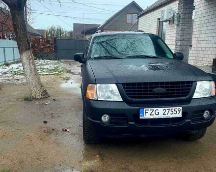 Черный Форд Эксплорер, объемом двигателя 5.2 л и пробегом 300 тыс. км за 3000 $, фото 1 на Automoto.ua