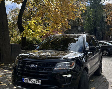 Черный Форд Эксплорер, объемом двигателя 3.7 л и пробегом 140 тыс. км за 17500 $, фото 1 на Automoto.ua