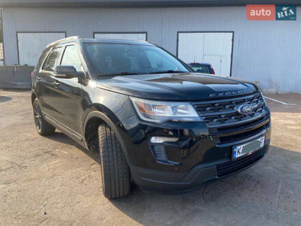 Черный Форд Эксплорер, объемом двигателя 2.3 л и пробегом 91 тыс. км за 17500 $, фото 1 на Automoto.ua