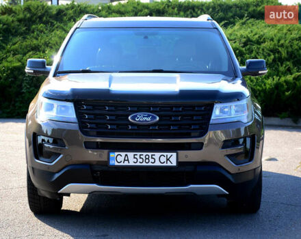 Коричневый Форд Эксплорер, объемом двигателя 3.5 л и пробегом 152 тыс. км за 16000 $, фото 7 на Automoto.ua