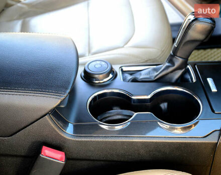 Коричневый Форд Эксплорер, объемом двигателя 3.5 л и пробегом 152 тыс. км за 16000 $, фото 33 на Automoto.ua