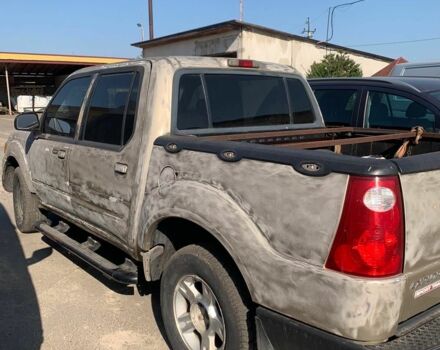 Красный Форд Эксплорер, объемом двигателя 1.6 л и пробегом 180 тыс. км за 2800 $, фото 4 на Automoto.ua