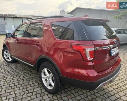 Красный Форд Эксплорер, объемом двигателя 3.5 л и пробегом 149 тыс. км за 15800 $, фото 4 на Automoto.ua