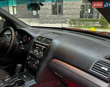Червоний Форд Експлорер, об'ємом двигуна 2.3 л та пробігом 166 тис. км за 17800 $, фото 21 на Automoto.ua