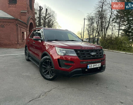 Красный Форд Эксплорер, объемом двигателя 3.5 л и пробегом 227 тыс. км за 16300 $, фото 1 на Automoto.ua