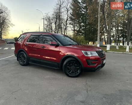 Красный Форд Эксплорер, объемом двигателя 3.5 л и пробегом 227 тыс. км за 16300 $, фото 5 на Automoto.ua