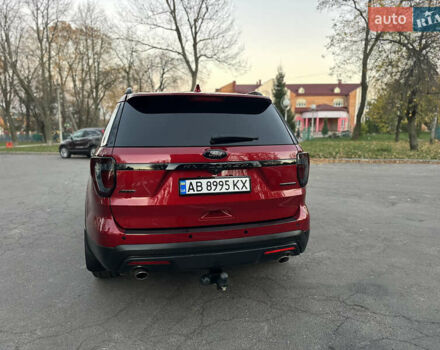 Красный Форд Эксплорер, объемом двигателя 3.5 л и пробегом 227 тыс. км за 16300 $, фото 7 на Automoto.ua