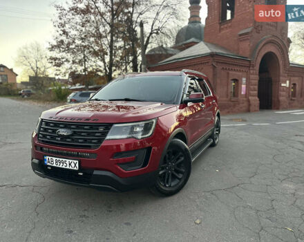 Красный Форд Эксплорер, объемом двигателя 3.5 л и пробегом 227 тыс. км за 16300 $, фото 12 на Automoto.ua
