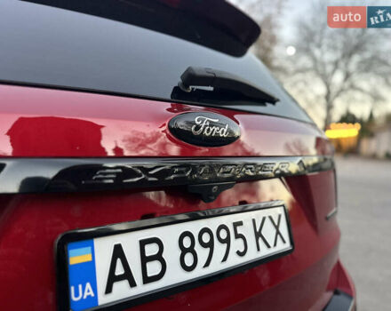 Красный Форд Эксплорер, объемом двигателя 3.5 л и пробегом 227 тыс. км за 16300 $, фото 8 на Automoto.ua