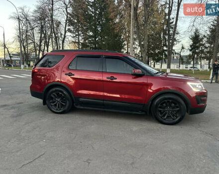 Красный Форд Эксплорер, объемом двигателя 3.5 л и пробегом 227 тыс. км за 16300 $, фото 23 на Automoto.ua