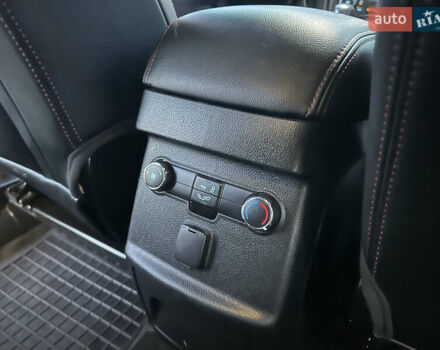 Красный Форд Эксплорер, объемом двигателя 3.5 л и пробегом 227 тыс. км за 16300 $, фото 36 на Automoto.ua