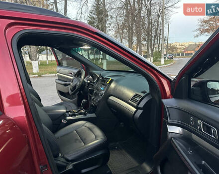 Красный Форд Эксплорер, объемом двигателя 3.5 л и пробегом 227 тыс. км за 16300 $, фото 38 на Automoto.ua