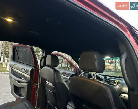 Красный Форд Эксплорер, объемом двигателя 3.5 л и пробегом 227 тыс. км за 16300 $, фото 35 на Automoto.ua