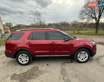 Красный Форд Эксплорер, объемом двигателя 2.26 л и пробегом 64 тыс. км за 21900 $, фото 2 на Automoto.ua