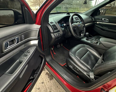 Красный Форд Эксплорер, объемом двигателя 2.26 л и пробегом 64 тыс. км за 21900 $, фото 16 на Automoto.ua