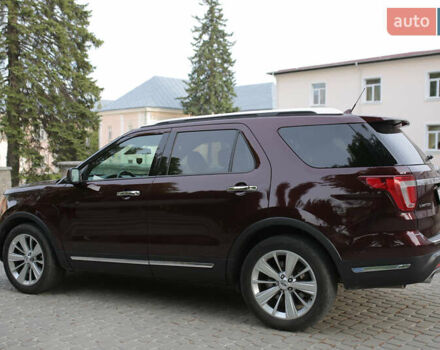 Форд Эксплорер 2018 в Кременце на Automoto.ua Красный Форд Эксплорер, объемом двигателя 3.5 л и пробегом 119 тыс. км за 26800 $, фото 3 на Automoto.ua