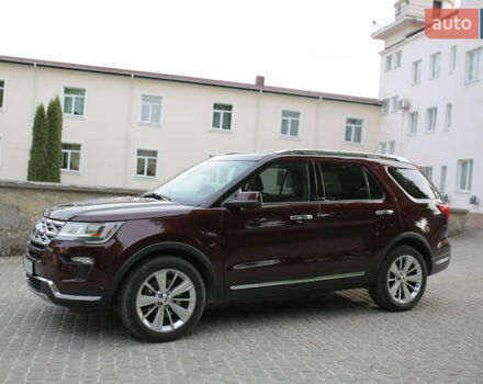 Форд Эксплорер 2018 в Кременце на Automoto.ua Красный Форд Эксплорер, объемом двигателя 3.5 л и пробегом 119 тыс. км за 26800 $, фото 2 на Automoto.ua