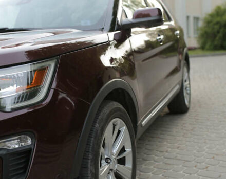 Форд Эксплорер 2018 в Кременце на Automoto.ua Красный Форд Эксплорер, объемом двигателя 3.5 л и пробегом 119 тыс. км за 26800 $, фото 1 на Automoto.ua