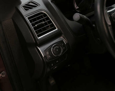 Форд Эксплорер 2018 в Кременце на Automoto.ua Красный Форд Эксплорер, объемом двигателя 3.5 л и пробегом 119 тыс. км за 26800 $, фото 13 на Automoto.ua