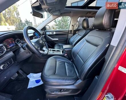 Форд Експлорер 2021 у Луцьку на Automoto.ua Червоний Форд Експлорер, об'ємом двигуна 2.26 л та пробігом 158 тис. км за 24000 $, фото 18 на Automoto.ua