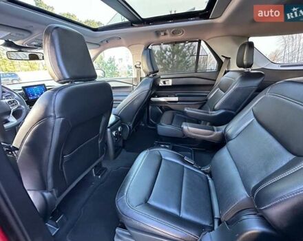 Форд Експлорер 2021 у Луцьку на Automoto.ua Червоний Форд Експлорер, об'ємом двигуна 2.26 л та пробігом 158 тис. км за 24000 $, фото 29 на Automoto.ua