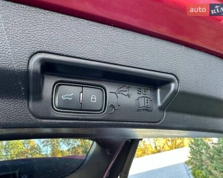 Форд Експлорер 2021 у Луцьку на Automoto.ua Червоний Форд Експлорер, об'ємом двигуна 2.26 л та пробігом 158 тис. км за 24000 $, фото 35 на Automoto.ua