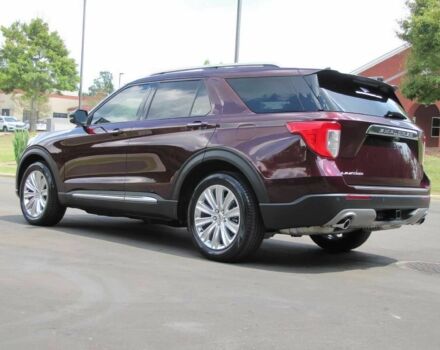 Красный Форд Эксплорер, объемом двигателя 2.3 л и пробегом 15 тыс. км за 16900 $, фото 3 на Automoto.ua