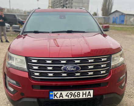 Красный Форд Эксплорер, объемом двигателя 3.5 л и пробегом 140 тыс. км за 19999 $, фото 1 на Automoto.ua