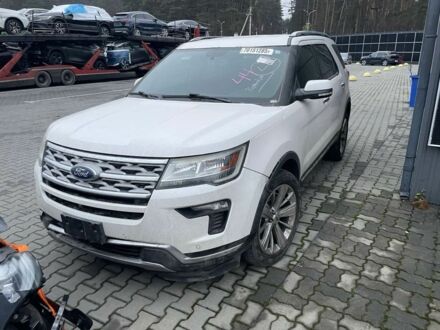 Красный Форд Эксплорер, объемом двигателя 2.7 л и пробегом 120 тыс. км за 17500 $, фото 1 на Automoto.ua