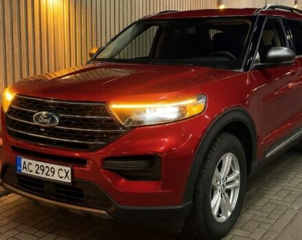 Красный Форд Эксплорер, объемом двигателя 2.3 л и пробегом 110 тыс. км за 31200 $, фото 1 на Automoto.ua