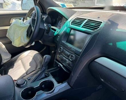 Форд Эксплорер, объемом двигателя 3.5 л и пробегом 255 тыс. км за 10100 $, фото 16 на Automoto.ua