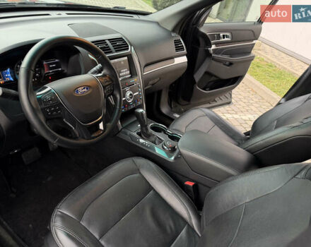 Форд Эксплорер, объемом двигателя 3.5 л и пробегом 170 тыс. км за 22800 $, фото 54 на Automoto.ua