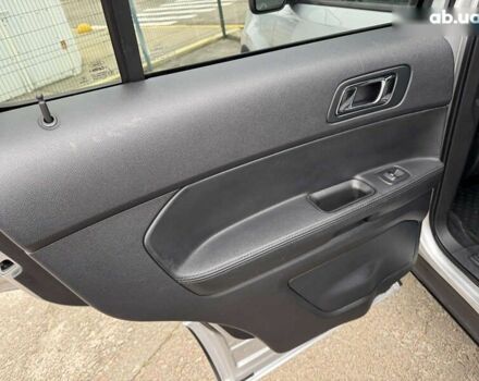 Форд Эксплорер, объемом двигателя 3.7 л и пробегом 272 тыс. км за 17990 $, фото 23 на Automoto.ua