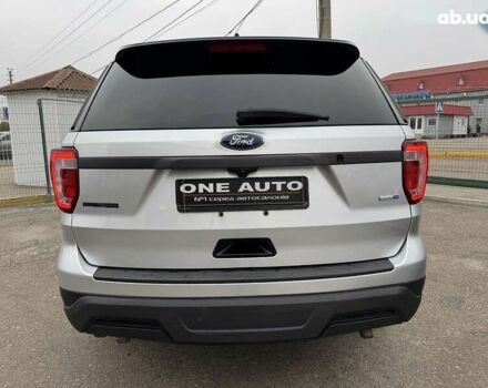 Форд Эксплорер, объемом двигателя 3.7 л и пробегом 272 тыс. км за 17990 $, фото 8 на Automoto.ua