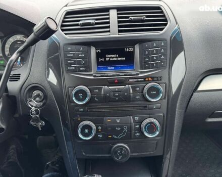 Форд Эксплорер, объемом двигателя 3.7 л и пробегом 272 тыс. км за 17990 $, фото 20 на Automoto.ua